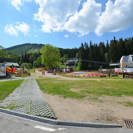 Lucie I A Harrachov